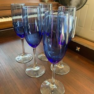 5 Blue Champagne glasses